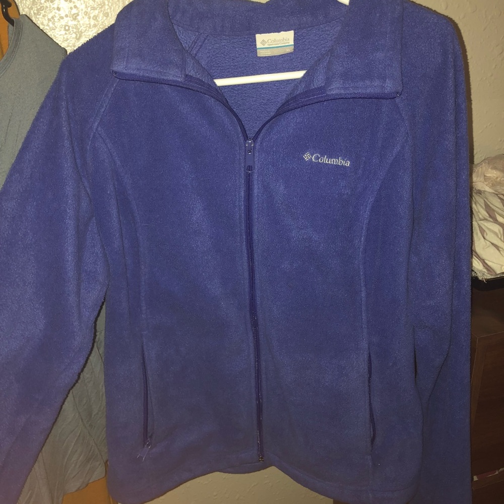 columbia fleece zip-up. [SOLD]